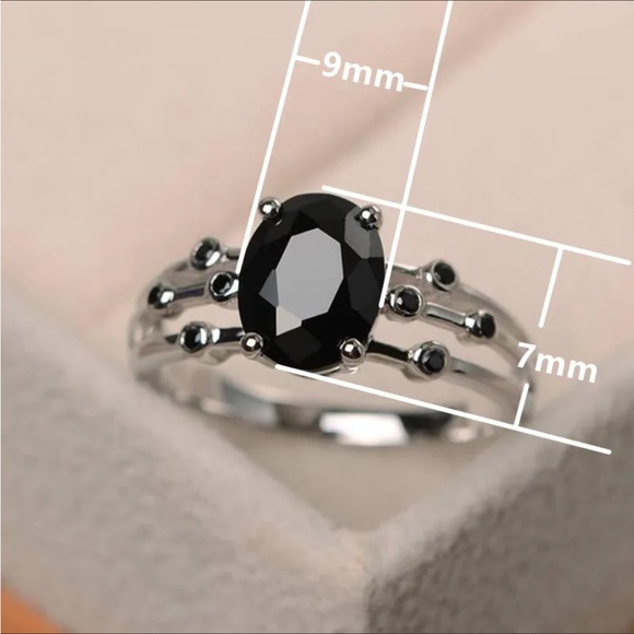 - 🖤Beautiful 925 Sterling Silver Black Obsidian Layered Ring - Picture 8 of 16